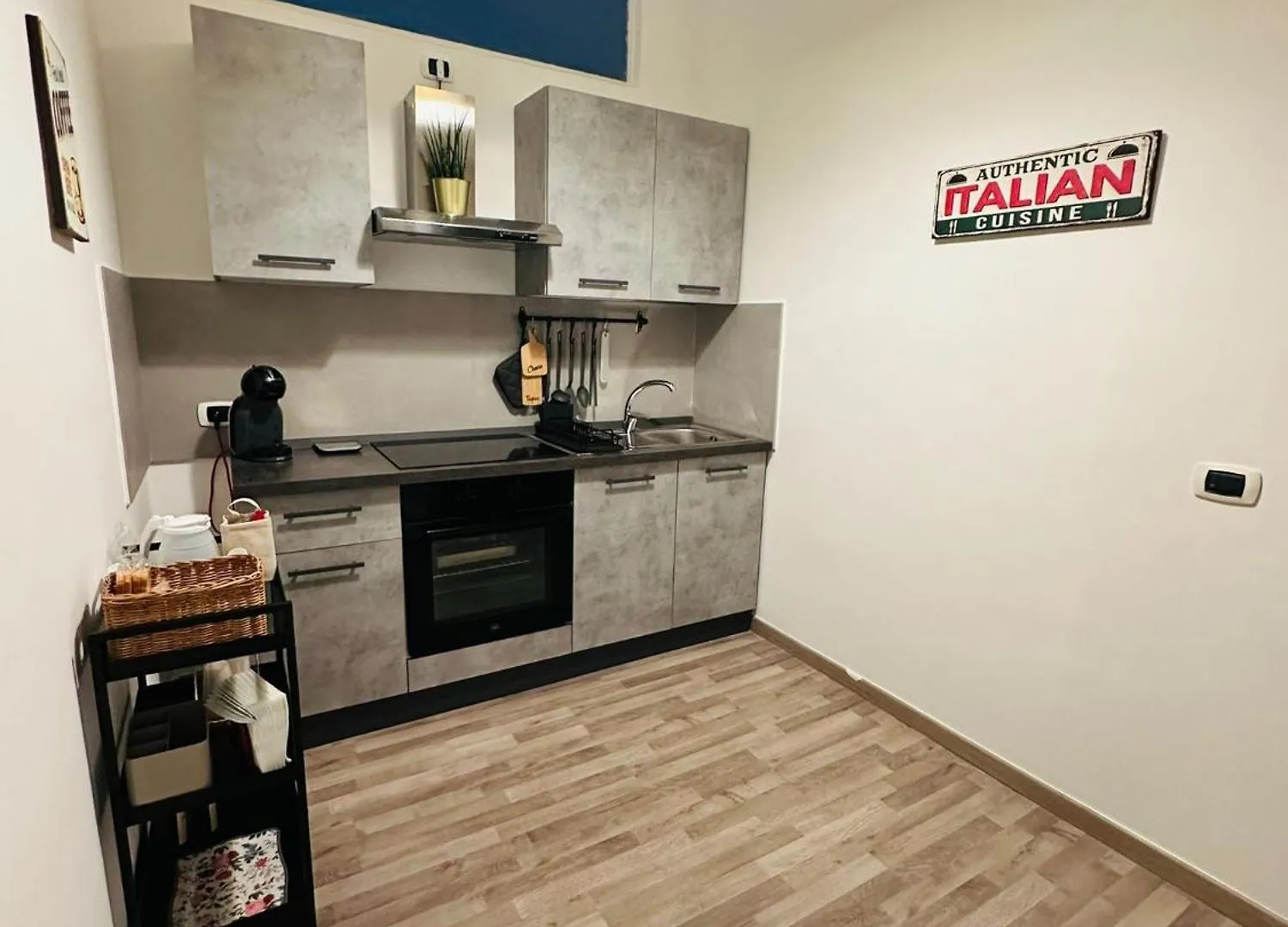 Sun House Apartment Bari 0*,  Italy